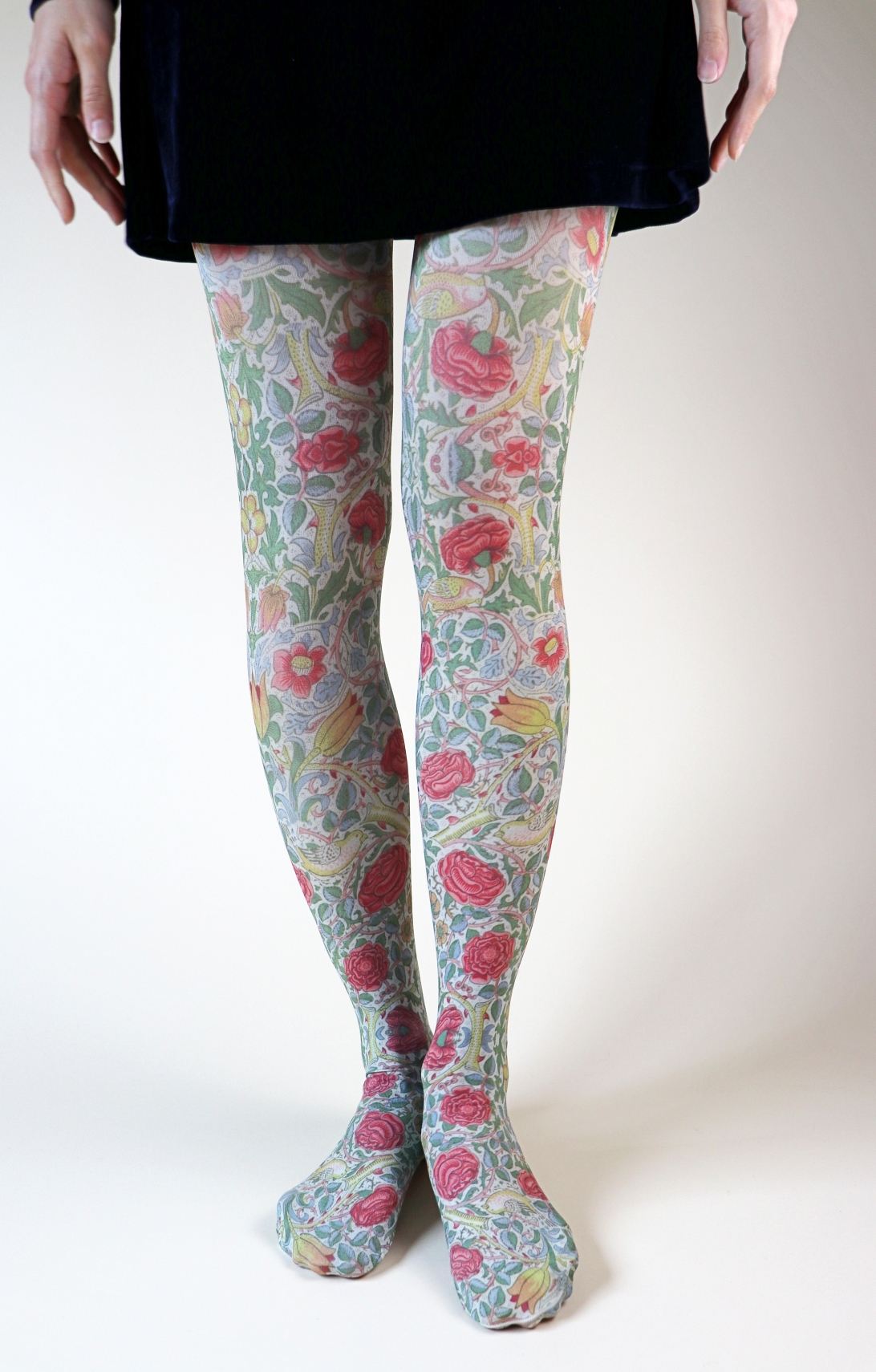 4545 rose tights