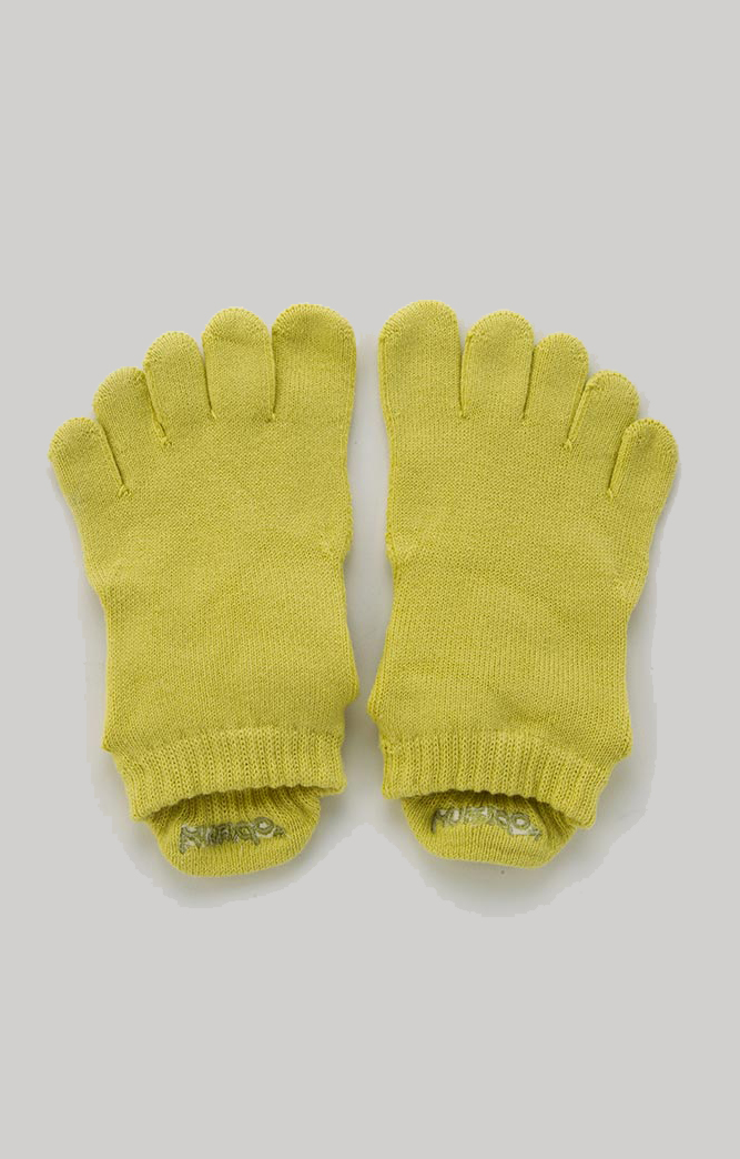 5594 yellow color toe grip socks knitido yoga pilates