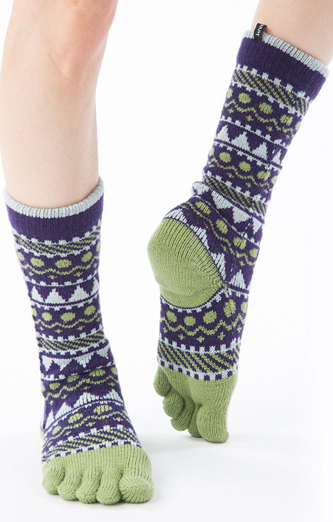 5934 4224 yoga yogi wool socks holiday gift