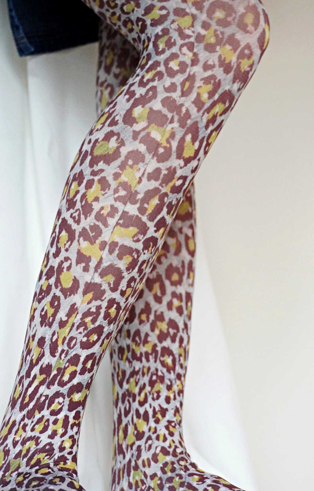 6385 print tights13