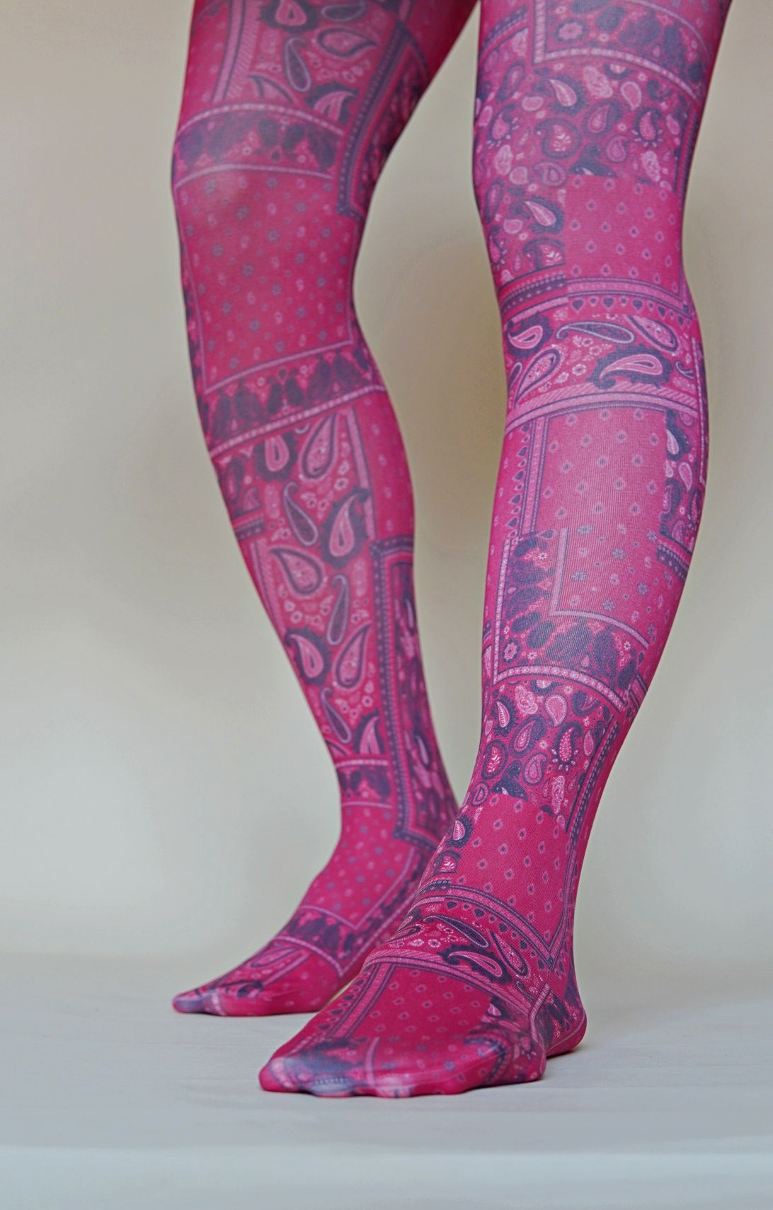 6432 print tights475