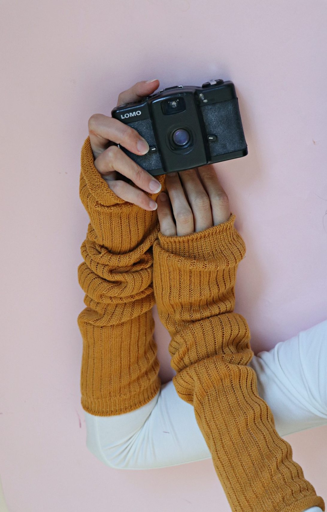 1861  61armwarmer