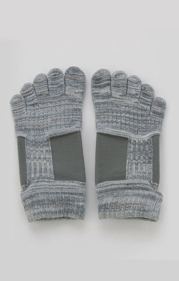 5536 grey gray toe grip socks yoga pilates
