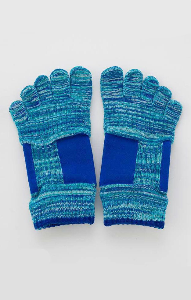 5542 blue yoga pilates grip toe socks