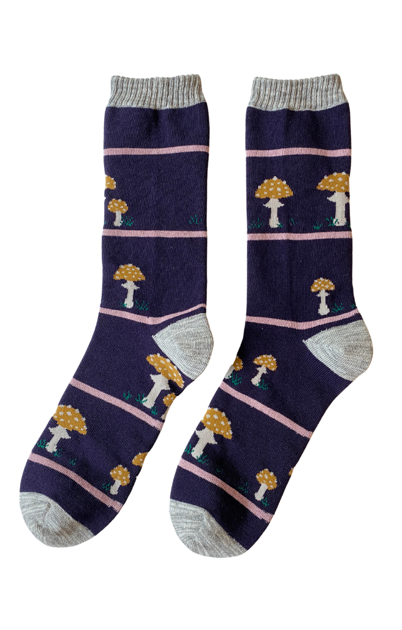 5623 5477 mushroom socks crew unisex