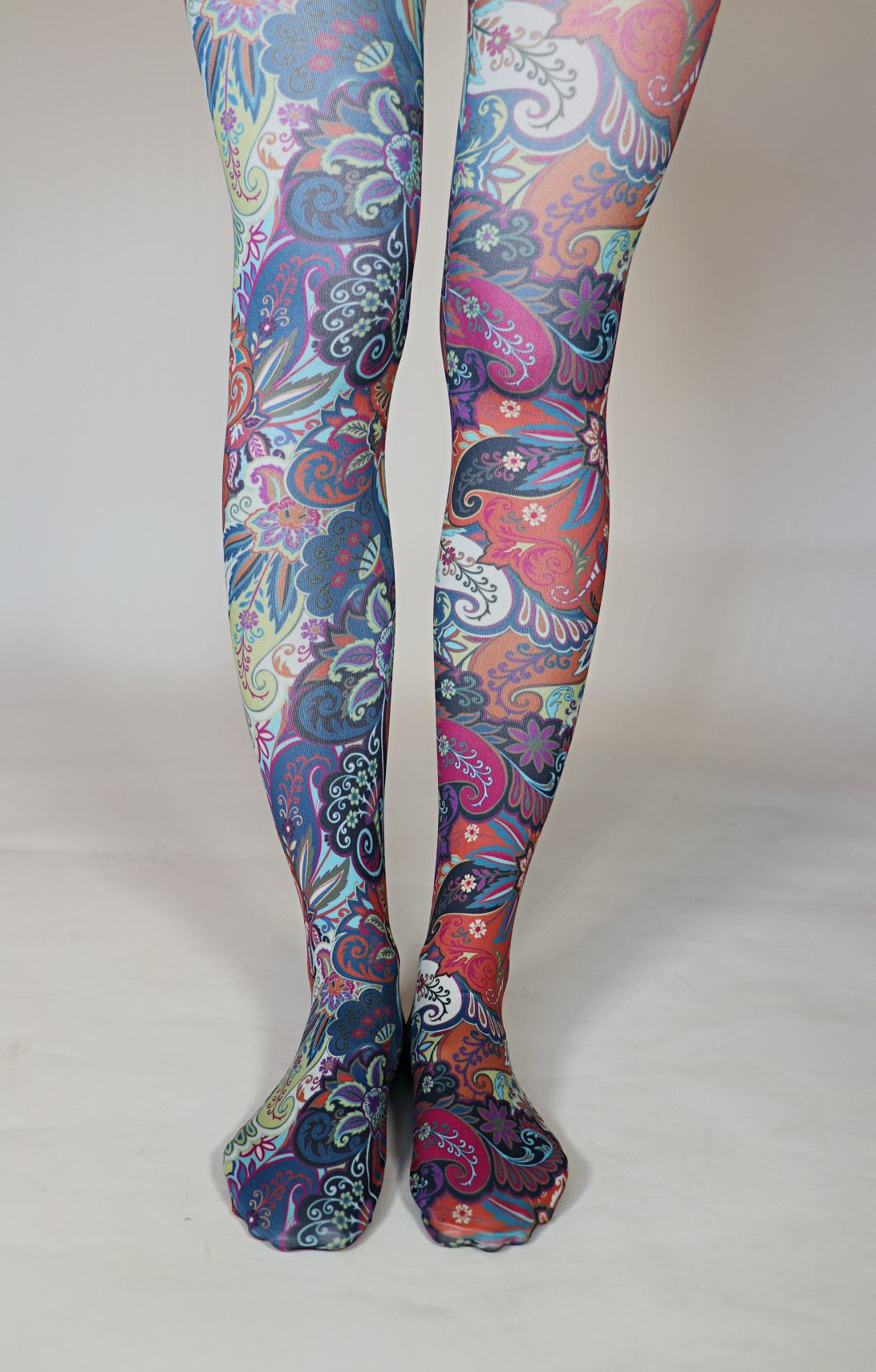 6086 paisley tights 2004